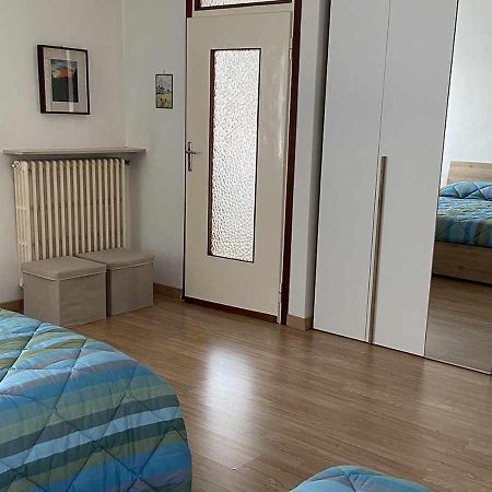 Casa Vacanza Amelia Bosisio Parini エクステリア 写真